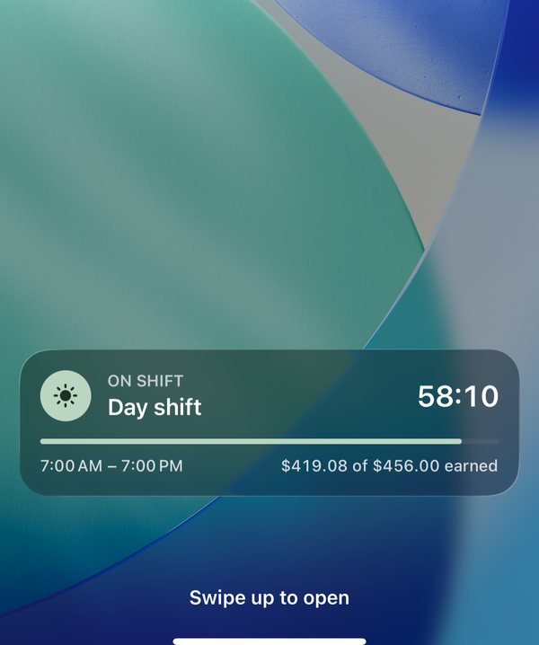 Live Activity on the Lock Screen with time left and pay earned